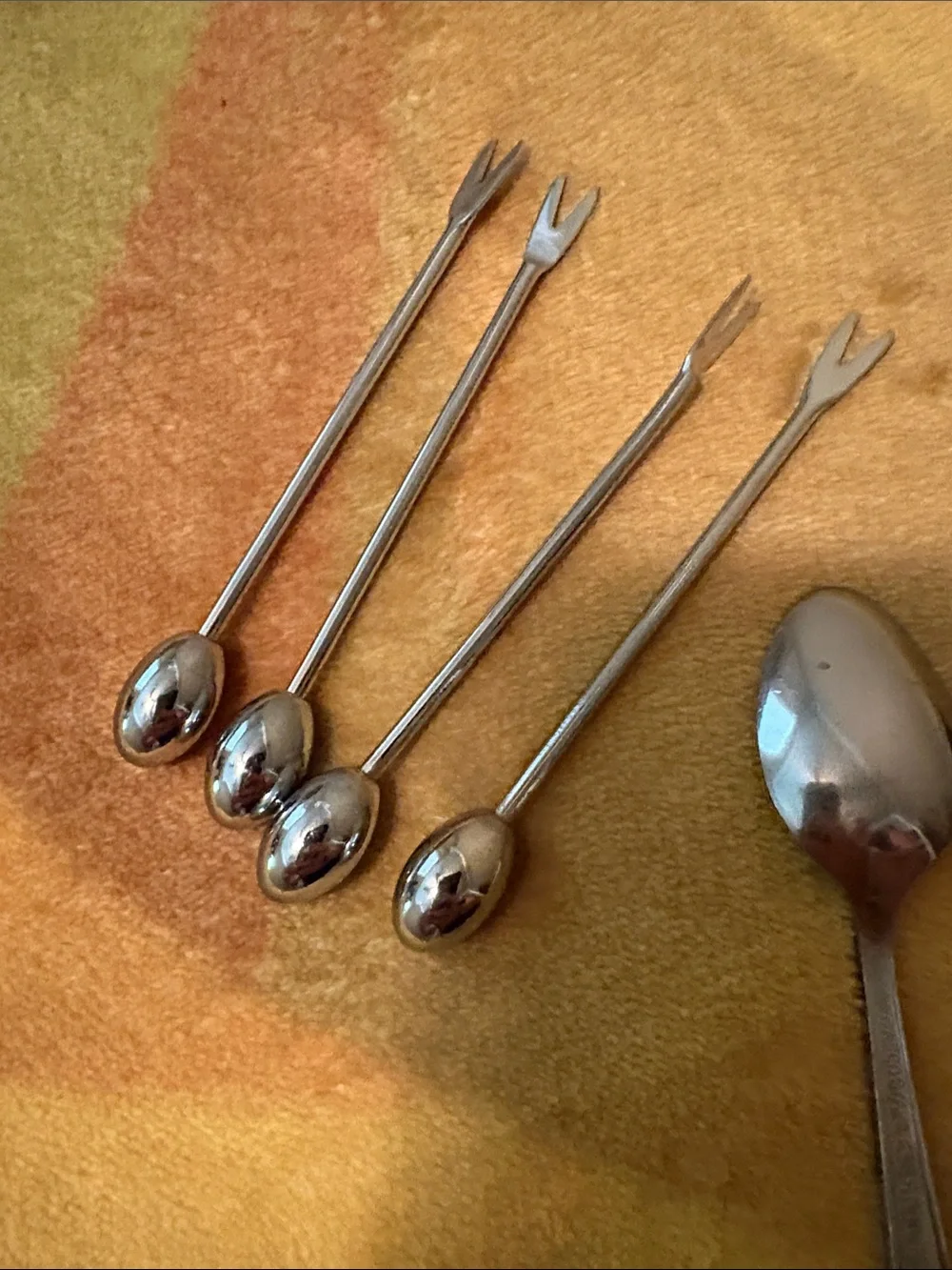 Set of 10 Stainless Steel Teaspoons with 4 Cocktail Picks